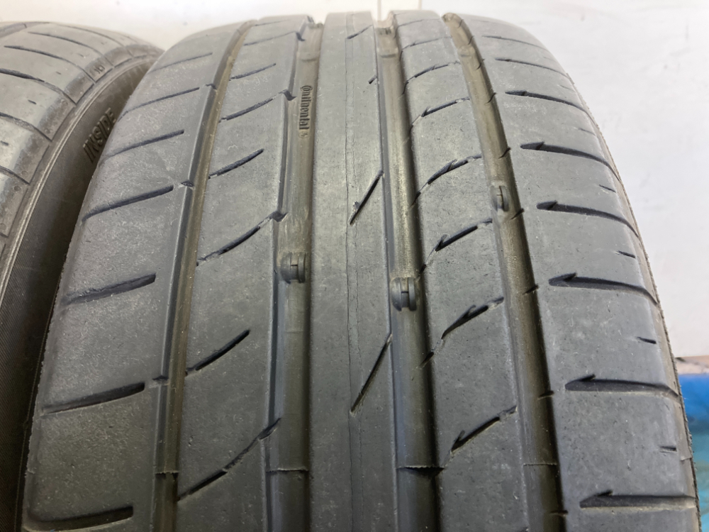 完売)中古極上品 18年製 早めの準備を!!☆215/45R17 87V